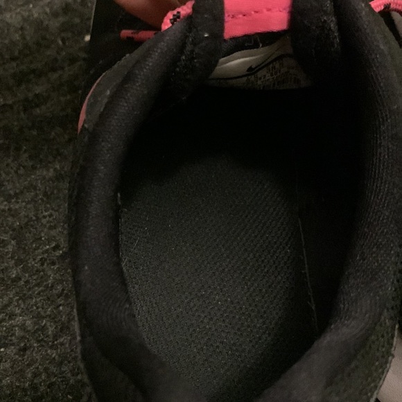 Nike Kaishi (GS) Black Pink Sneakers-Size 6 Youth (Fits women’s 7.5) - Picture 6 of 9